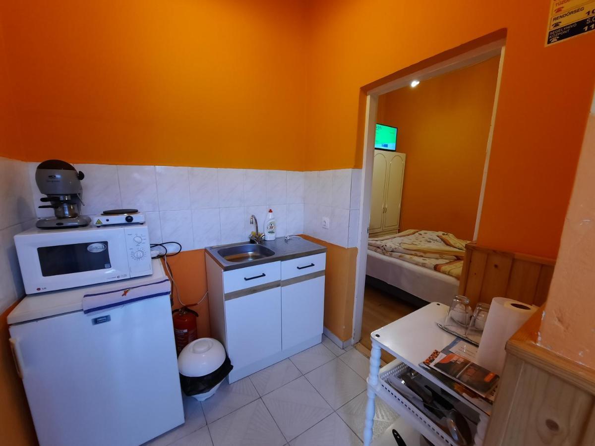 Gloria Apartman Gyula Exterior photo
